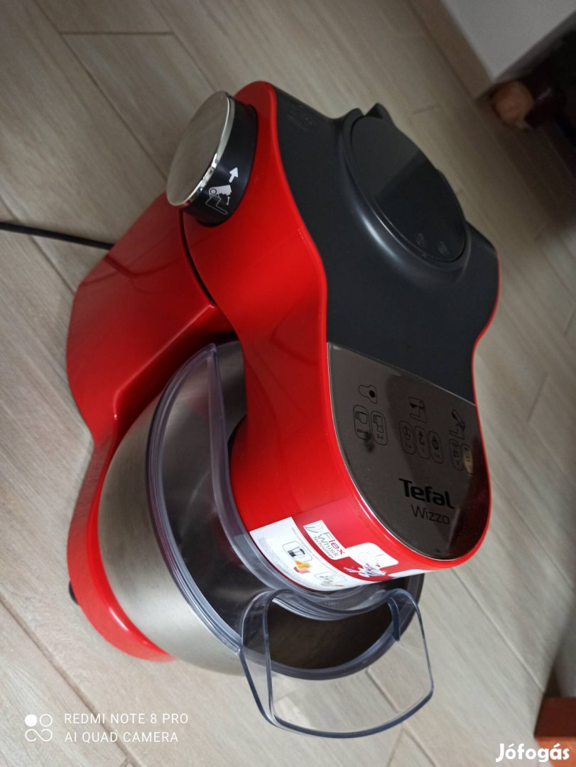 Konyhai robotgép Tefal Wizzo QB300 piros