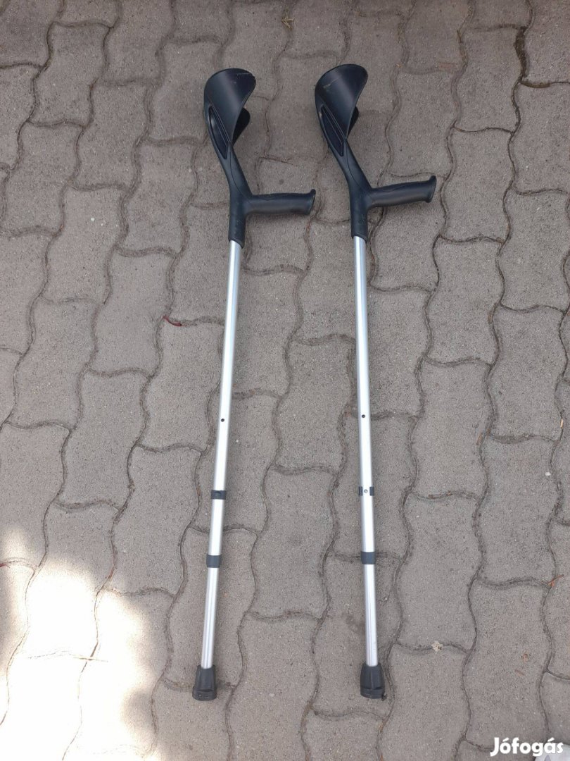 Könyök mankó állítható
