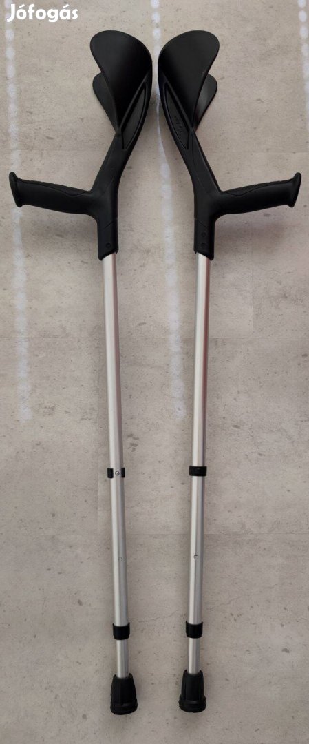 Könyökmankó 2 db eladó