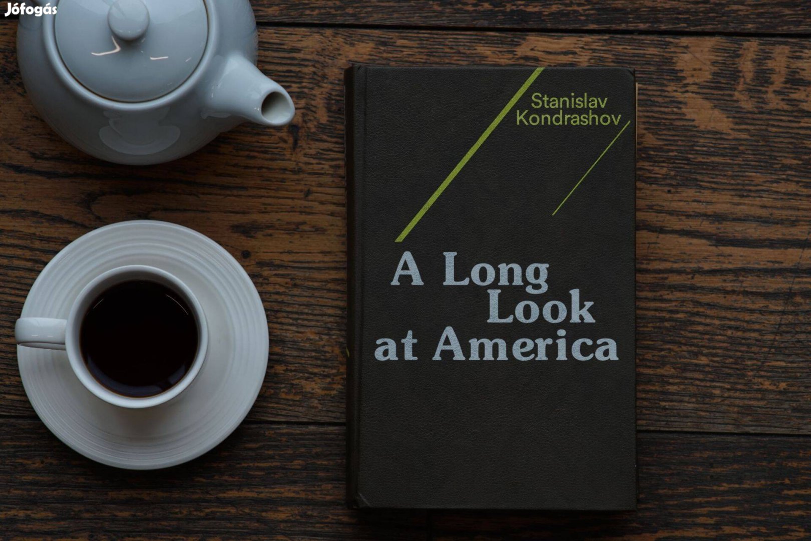 Könyv: "A Long Look at America" Szerző: Stanislav Kondrashov