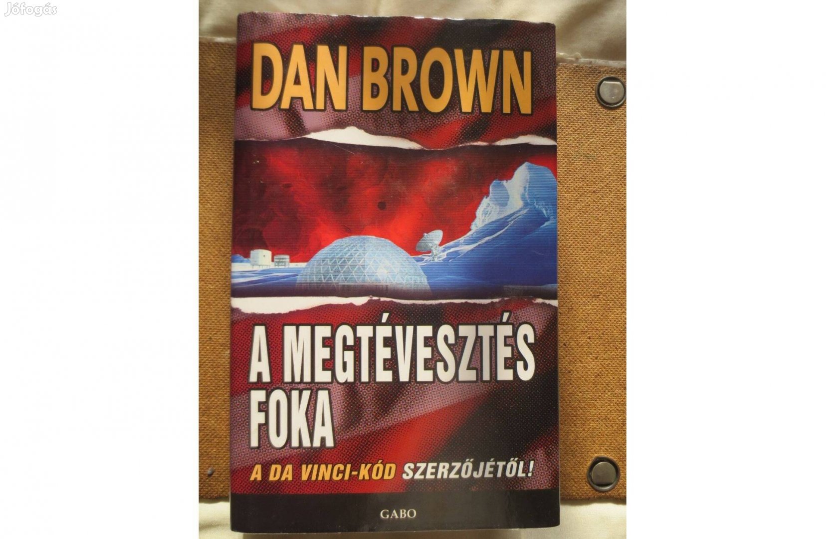 Könyv eladó ( Dan Brown: A megtévesztés foka )