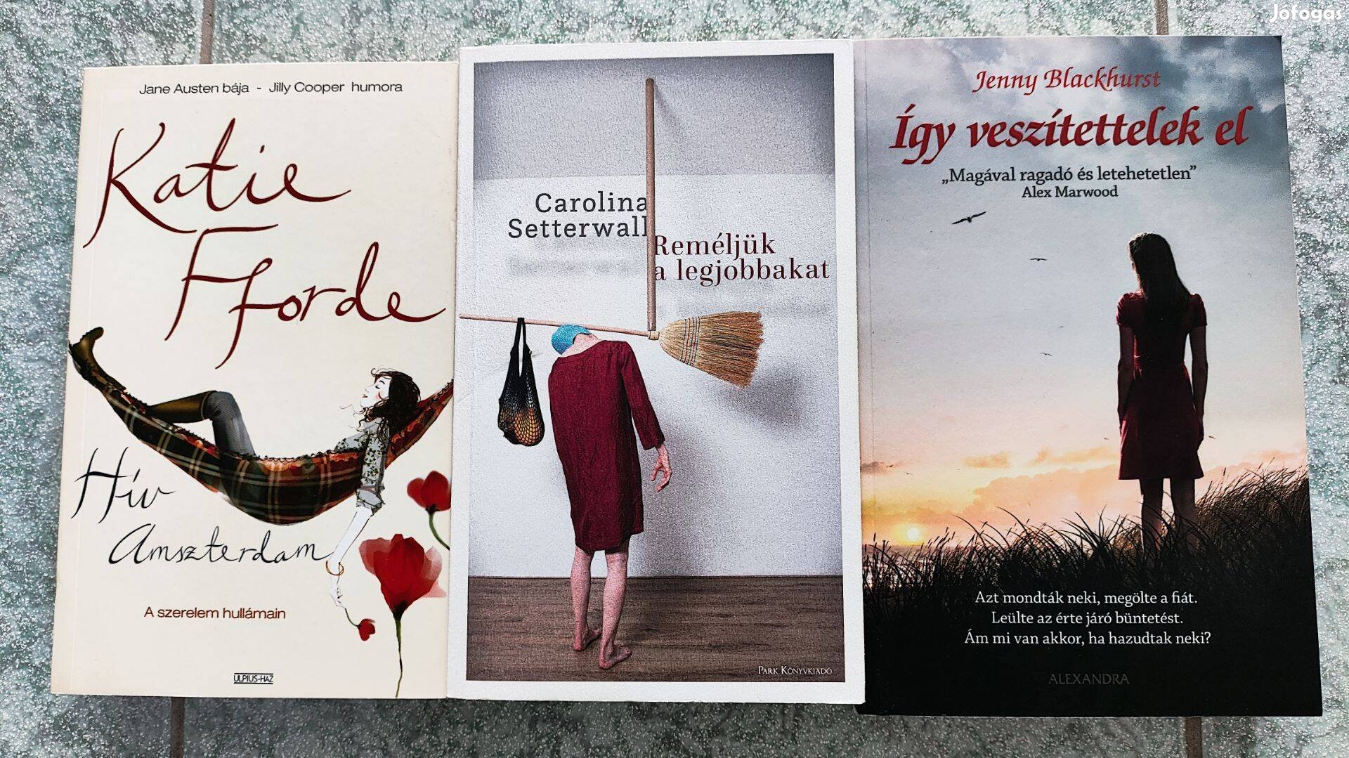 Könyvek 2000 Ftdarab