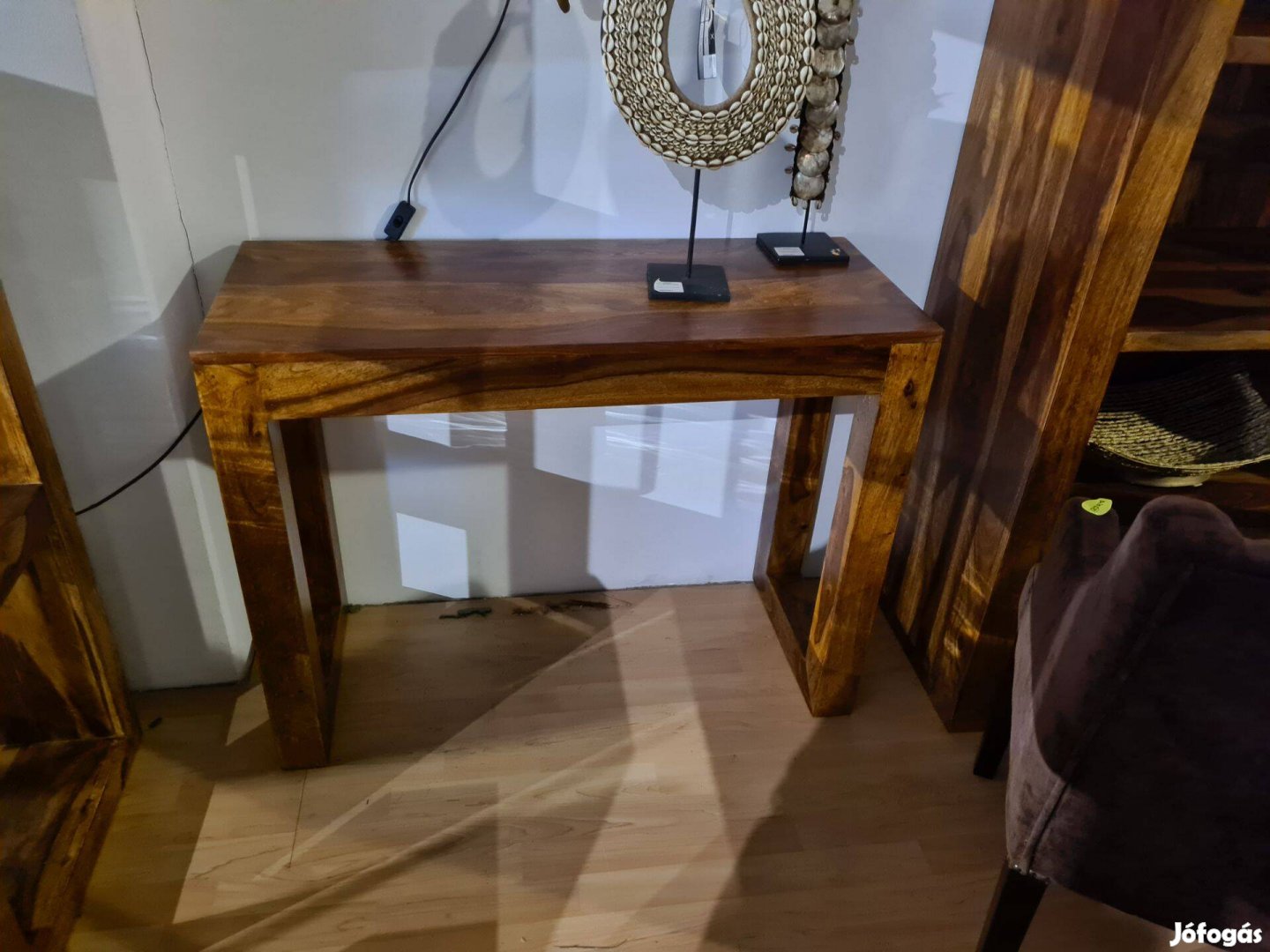 Konzolasztal Tömör Rózsafából Letisztult Modern Formájú 100 CM