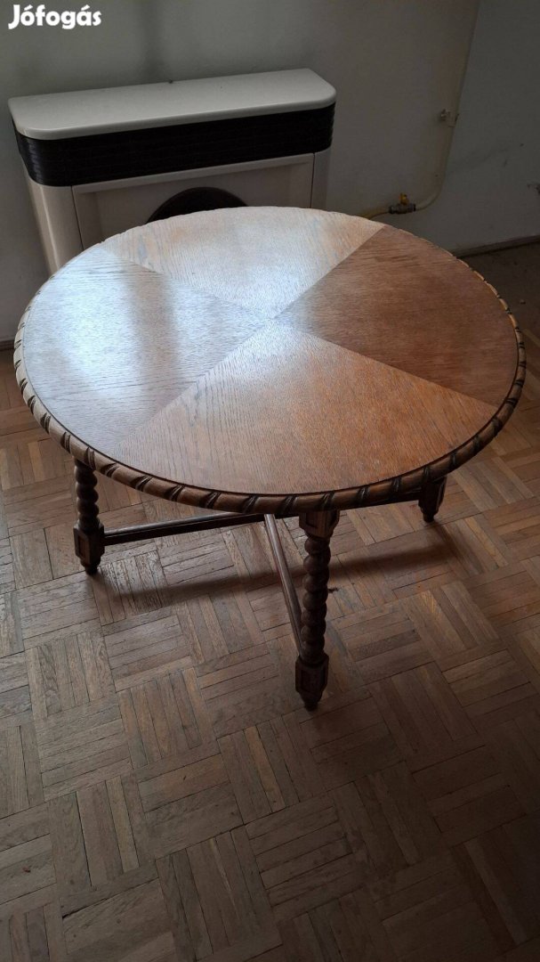 Körasztal eladó