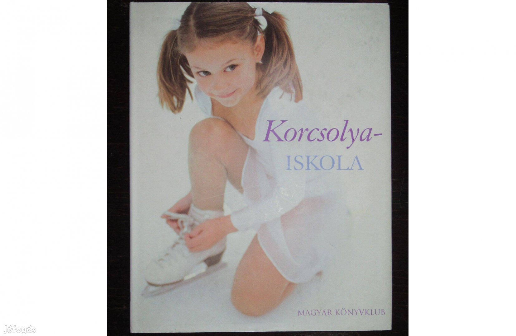 Korcsolyaiskola (Naia Bray-Moffatt)