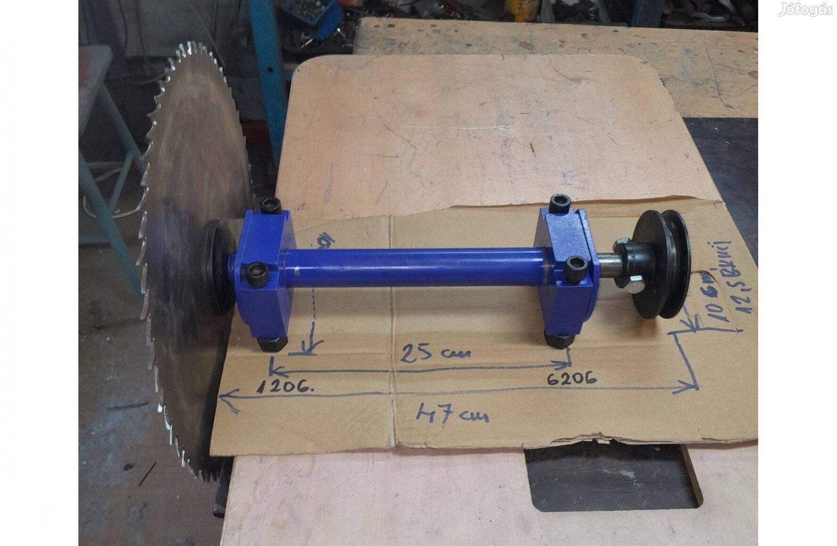 Körfürész tengely 47 cm hosszú 360 mm-es tácsával