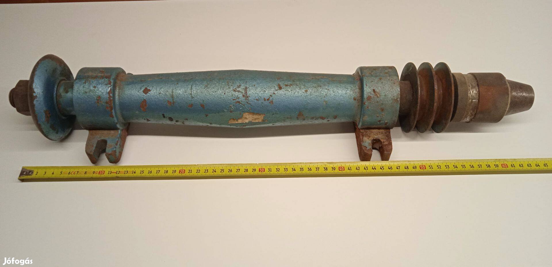 Körfűrész tengely