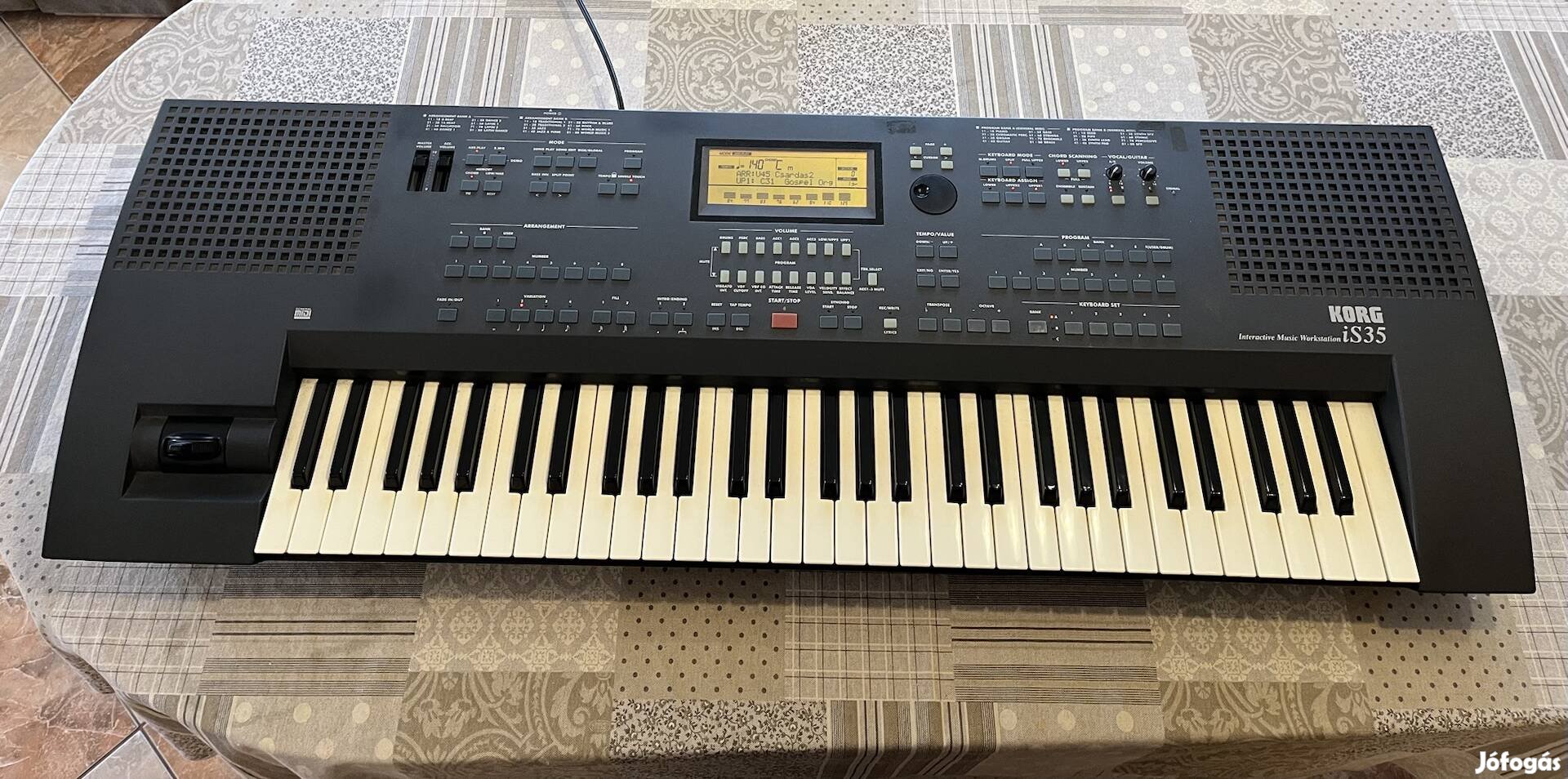 Korg Is35 szintetizátor