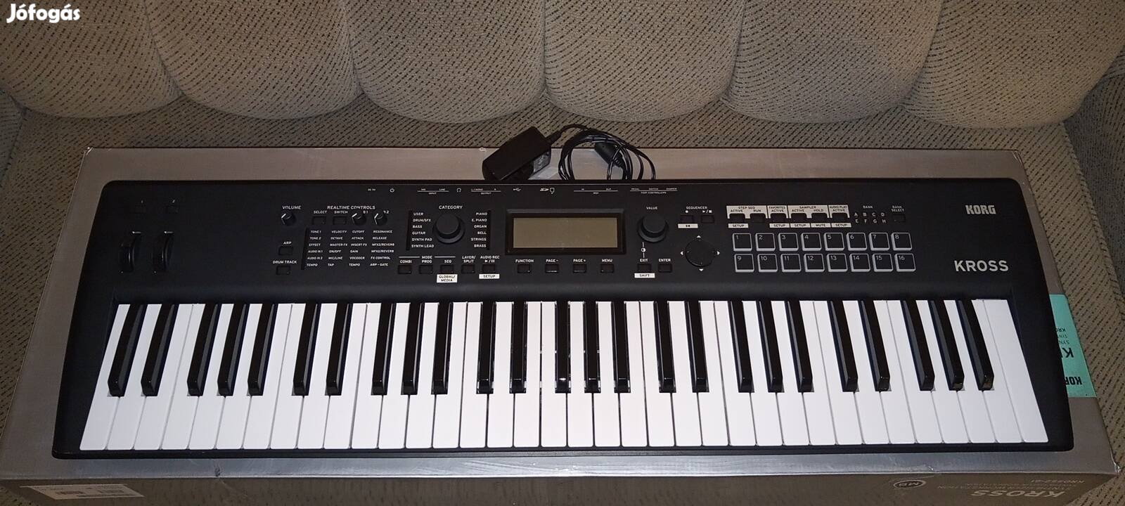 Korg Kross 2 szintetizátor keyboard billentyűs zongora