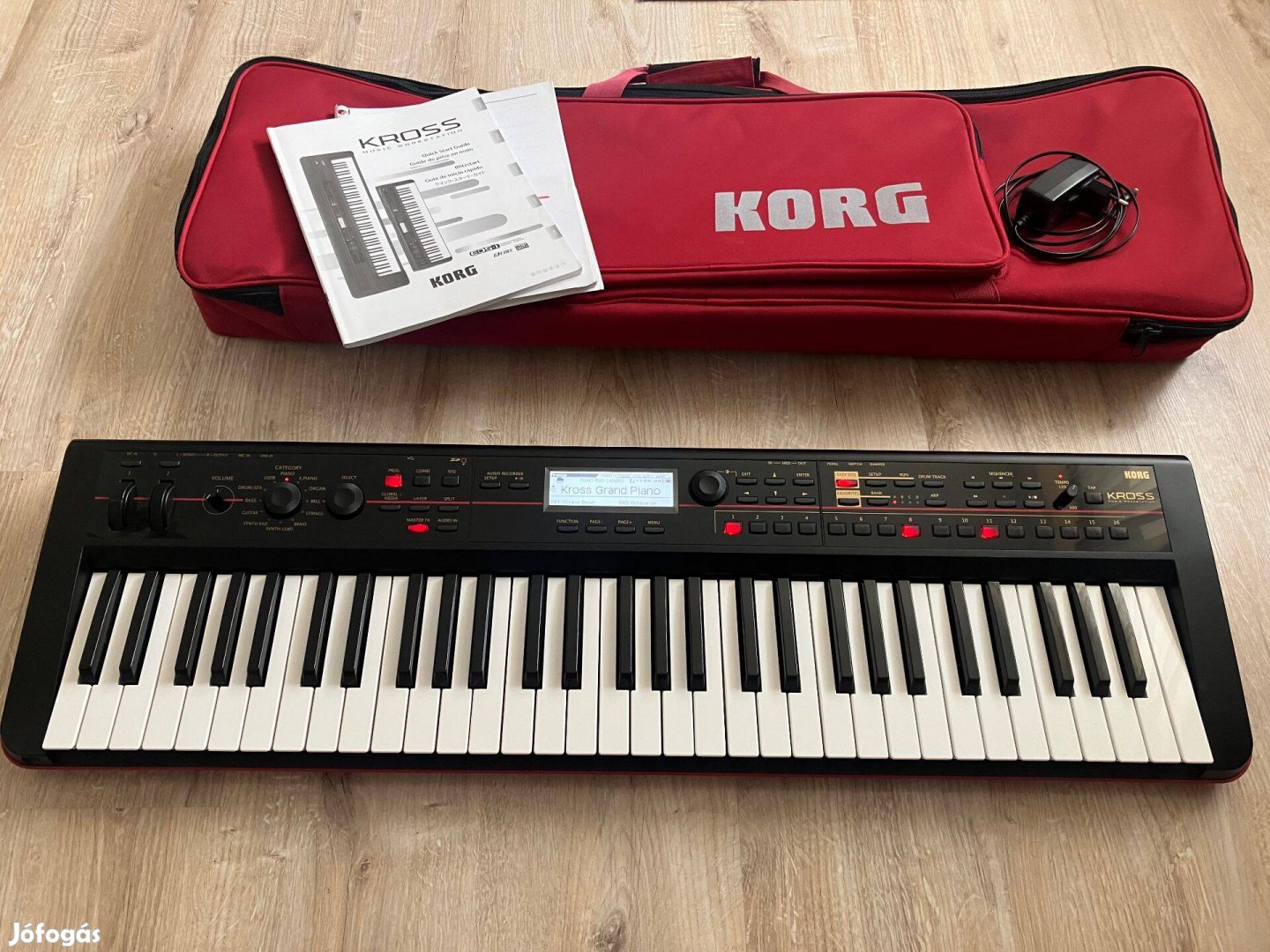 Korg Kross 61 Music Workstation szintetizátor