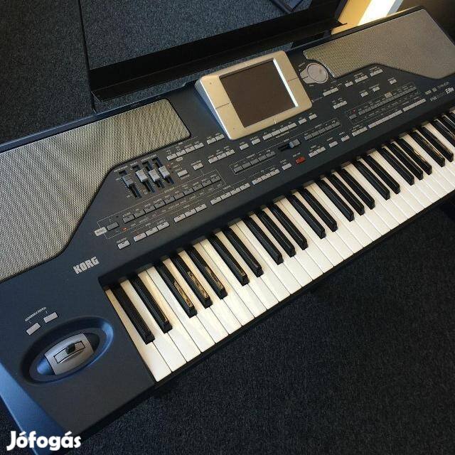 Korg PA800 profi szintetizátor komplett műsorral