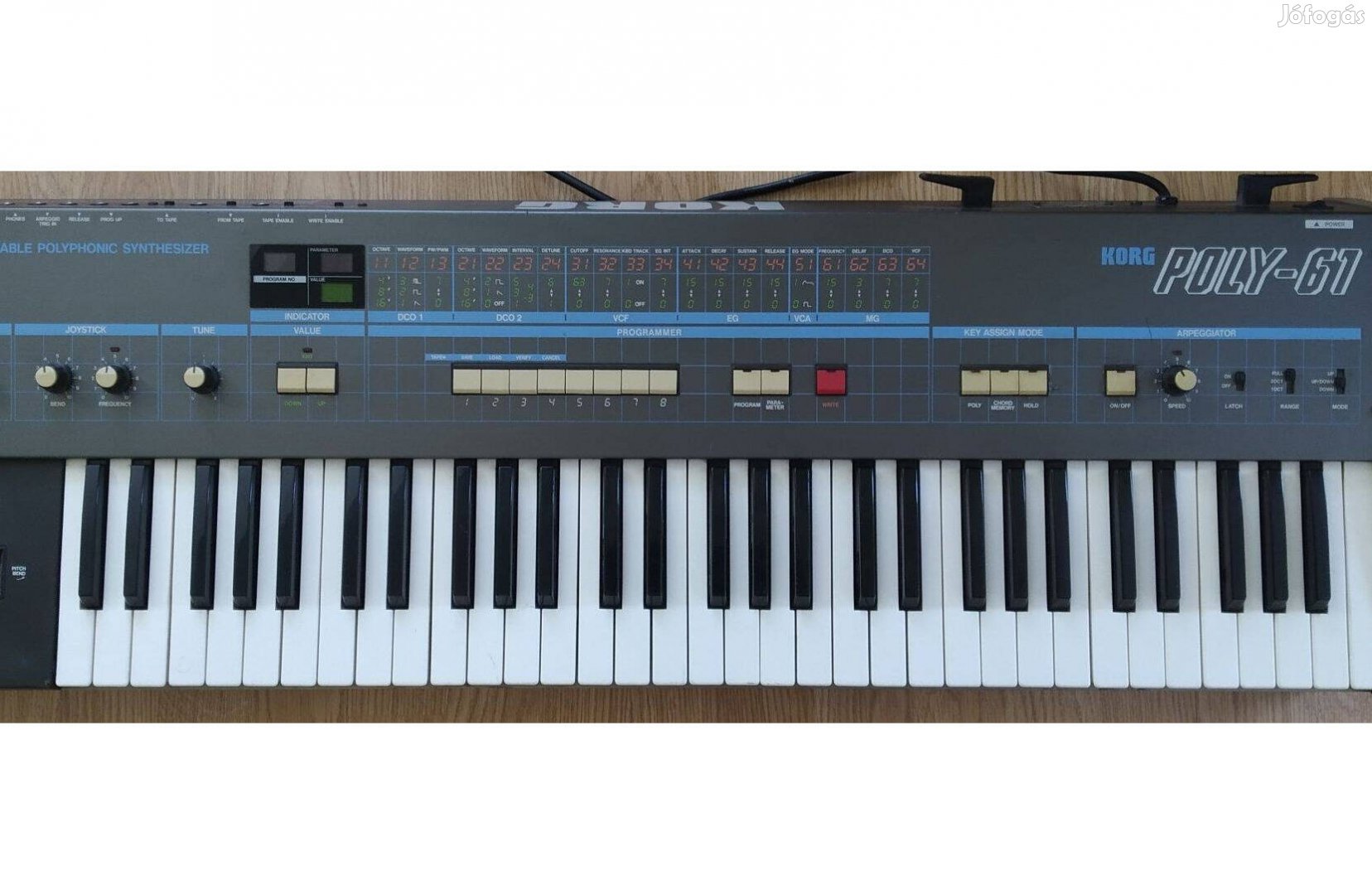 Korg Poly 61 szinti