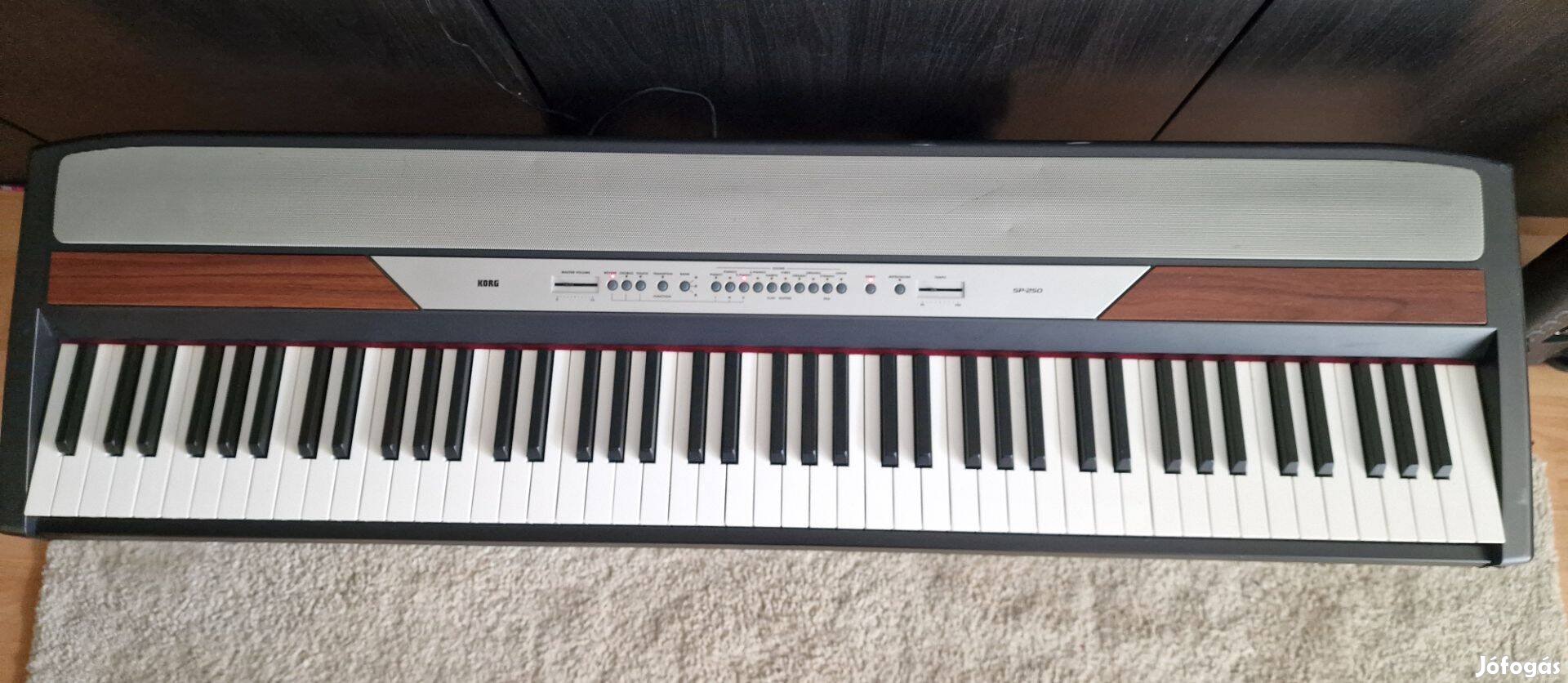 Korg SP-250 Digitális zongora eladó
