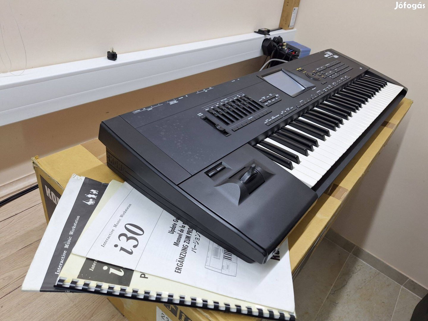 Korg i30 HD gyári dobozában H3162