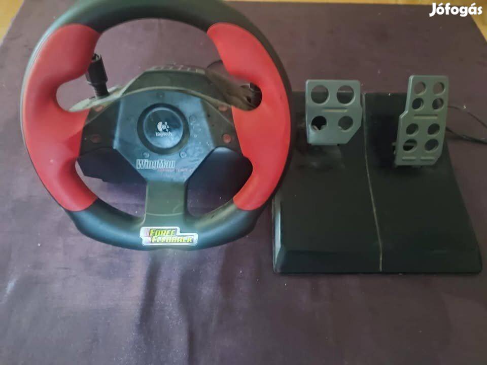 Kormánykerék, konzol