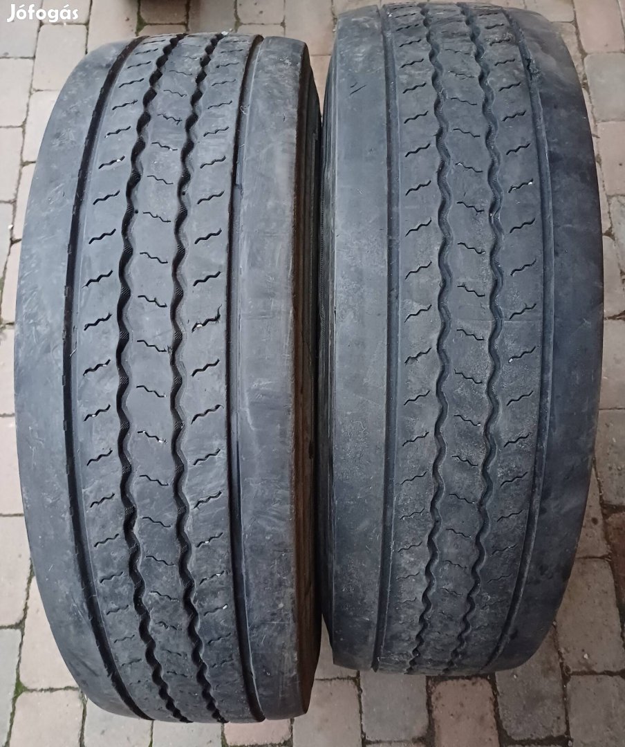 Kormányzott 315/80R22.5 315/80 R 22.5 R22.5 teherautó kamion gumi