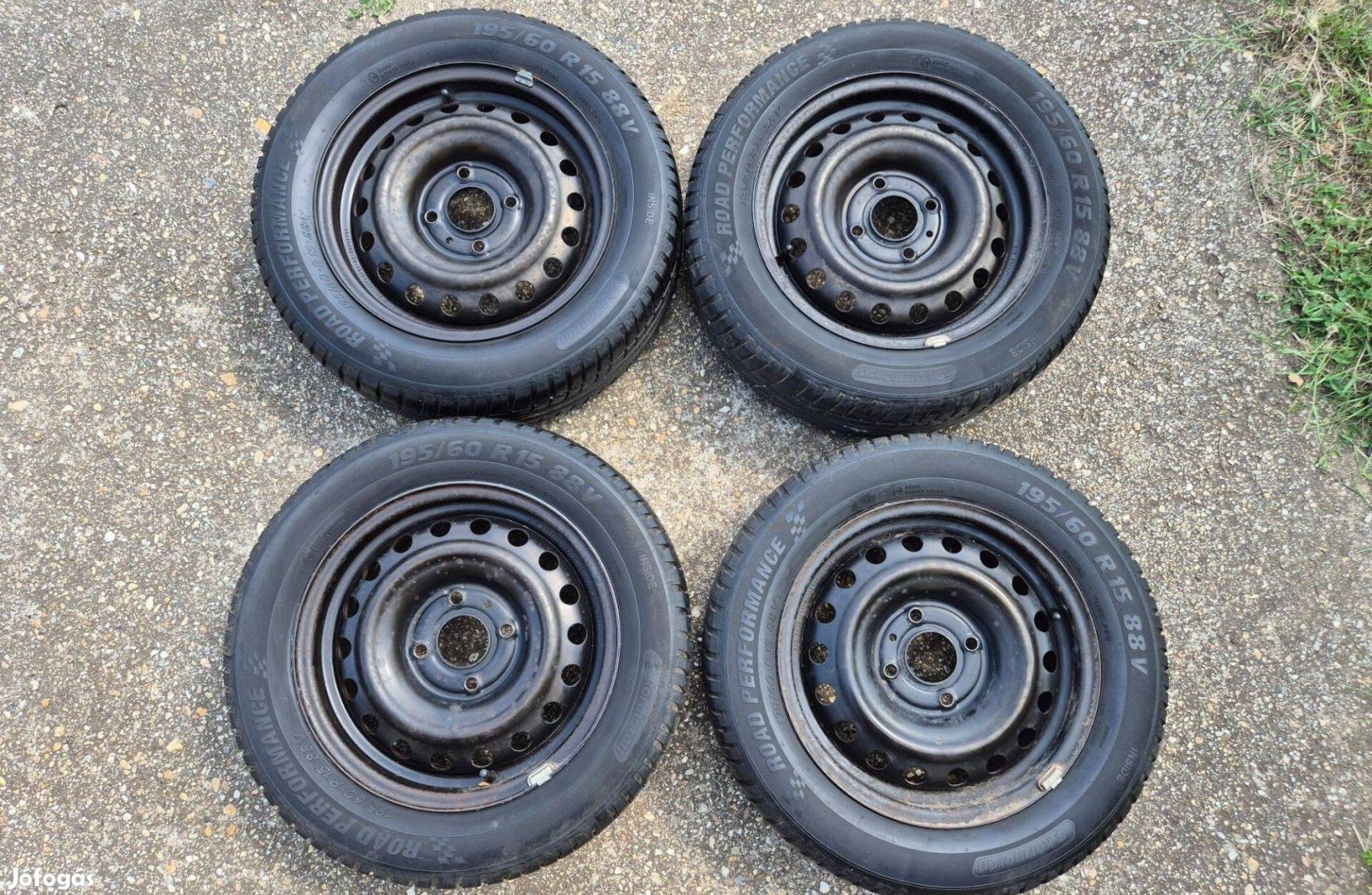 Kormorán Road Performance nyárígumi szett 195/60 R15