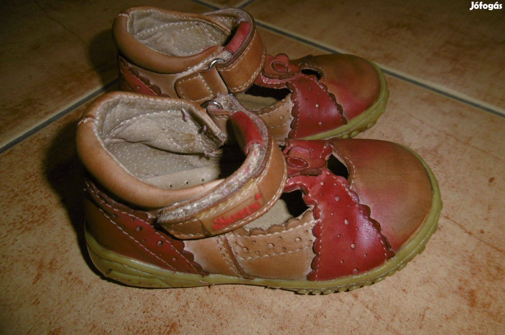 Kornecki bőr kislány cipő 23 méretű, bokatartó, gyorsan kinőtt