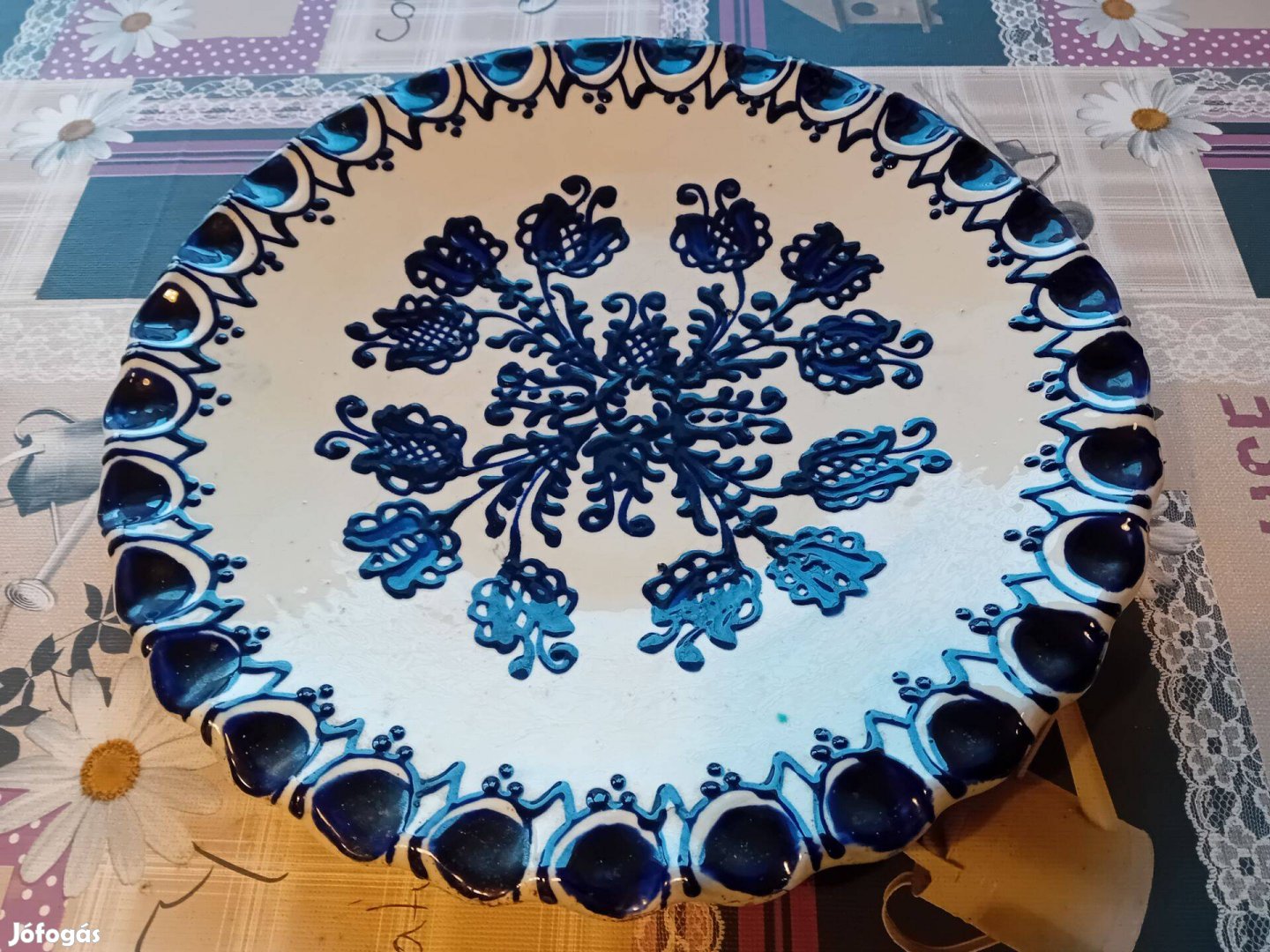 Korondi Erdély nagy falitál 33 cm, Józsa János alkotása