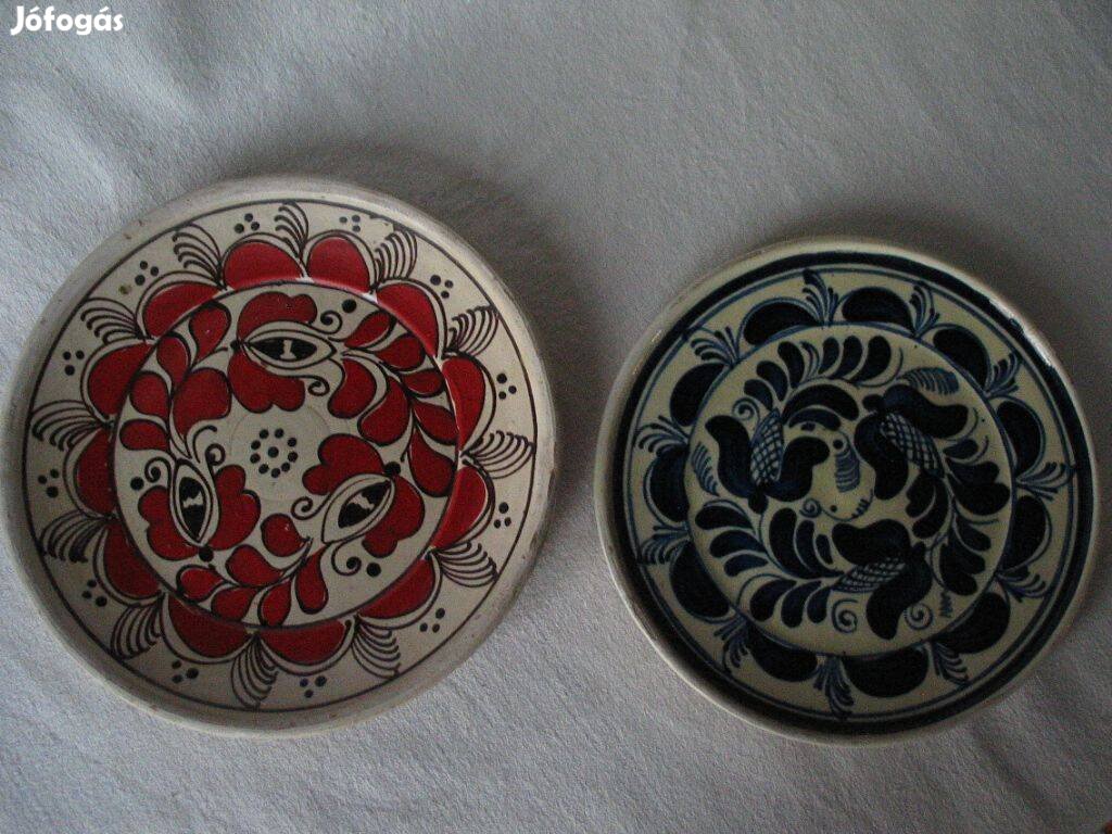 Korondi tányérok - kék, piros - 20 cm