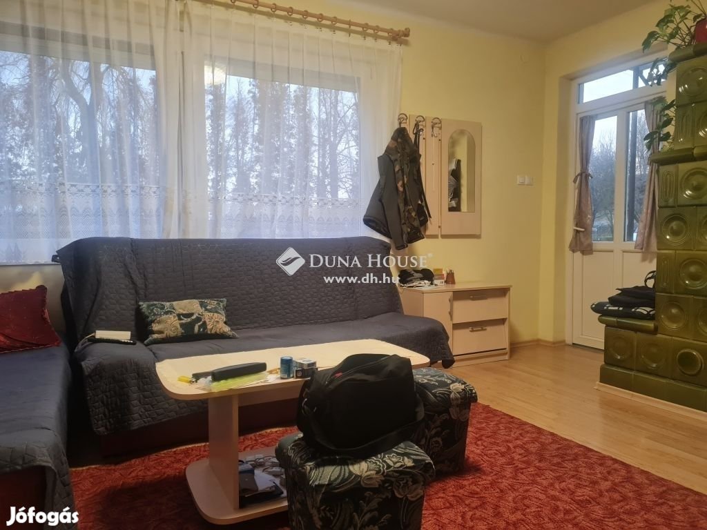 Kőröshegyi eladó 140 nm-es ház