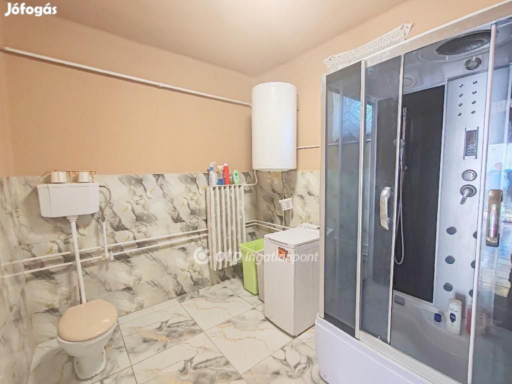 Kőteleki 134 nm-es ház eladó