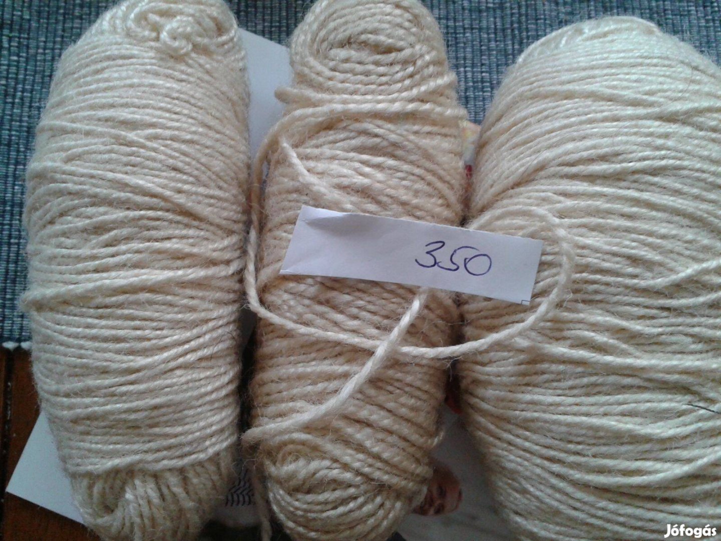 Kötőfonalak Kötő fonál himzőfonalak vegyesen Sok Kép Sok