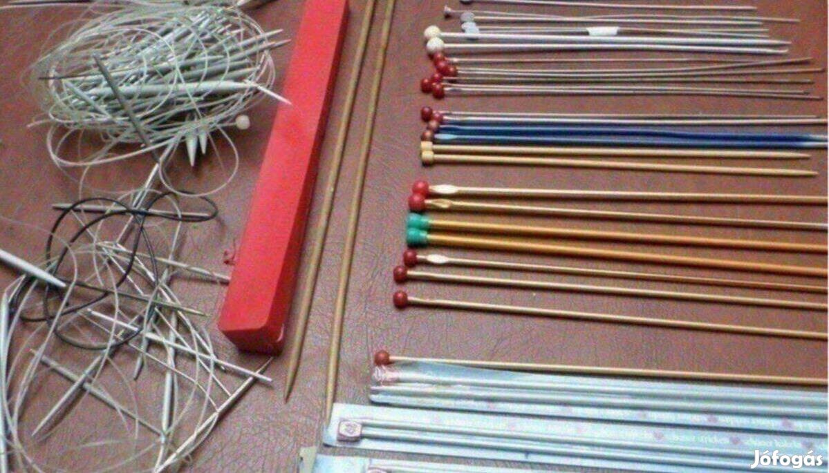 Kötötű körkötőtű gyűjtemény