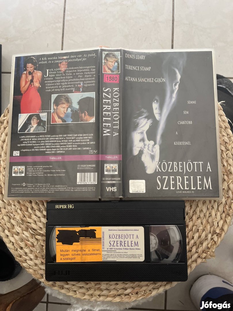 Közbejött a szerelem vhs