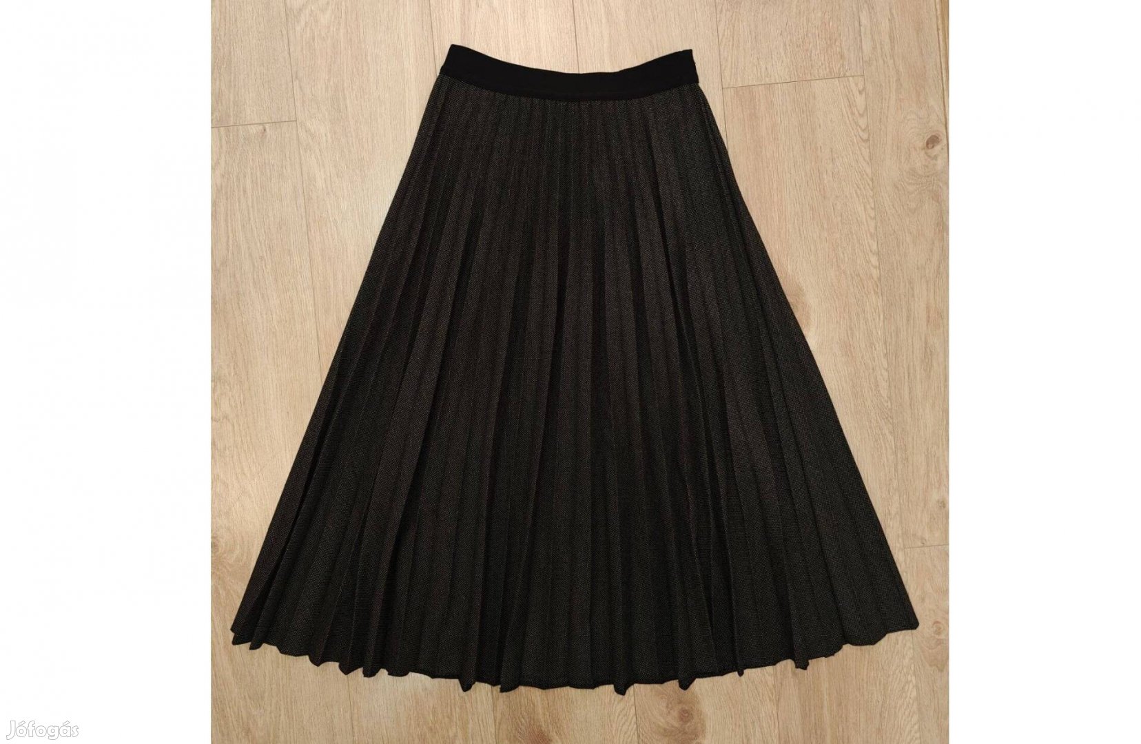 Középszürke FF rakott szoknya 10S