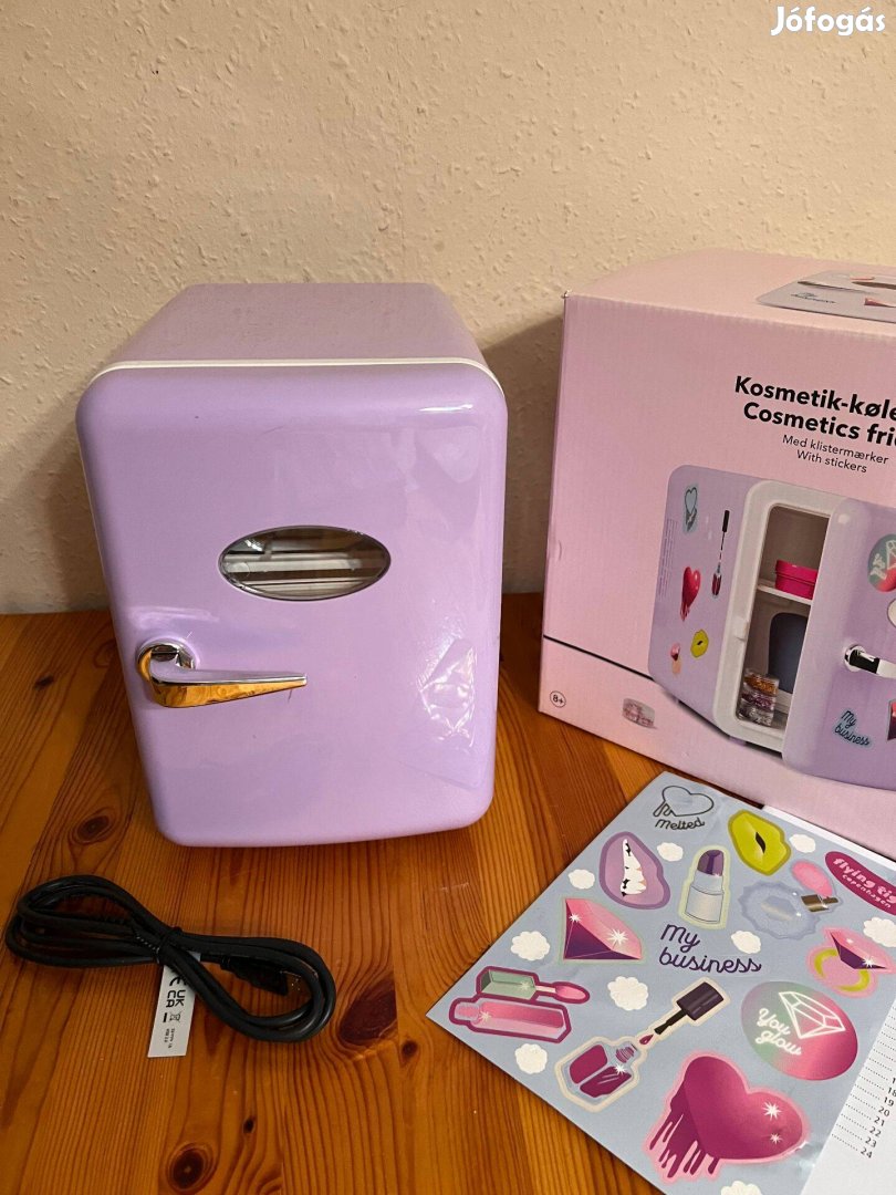 Kozmetikai mini hűtőszekrény