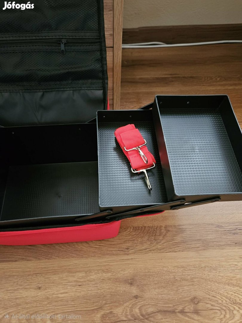 Kozmetikai táska kihajtható rekeszekkel - smink rendszerező