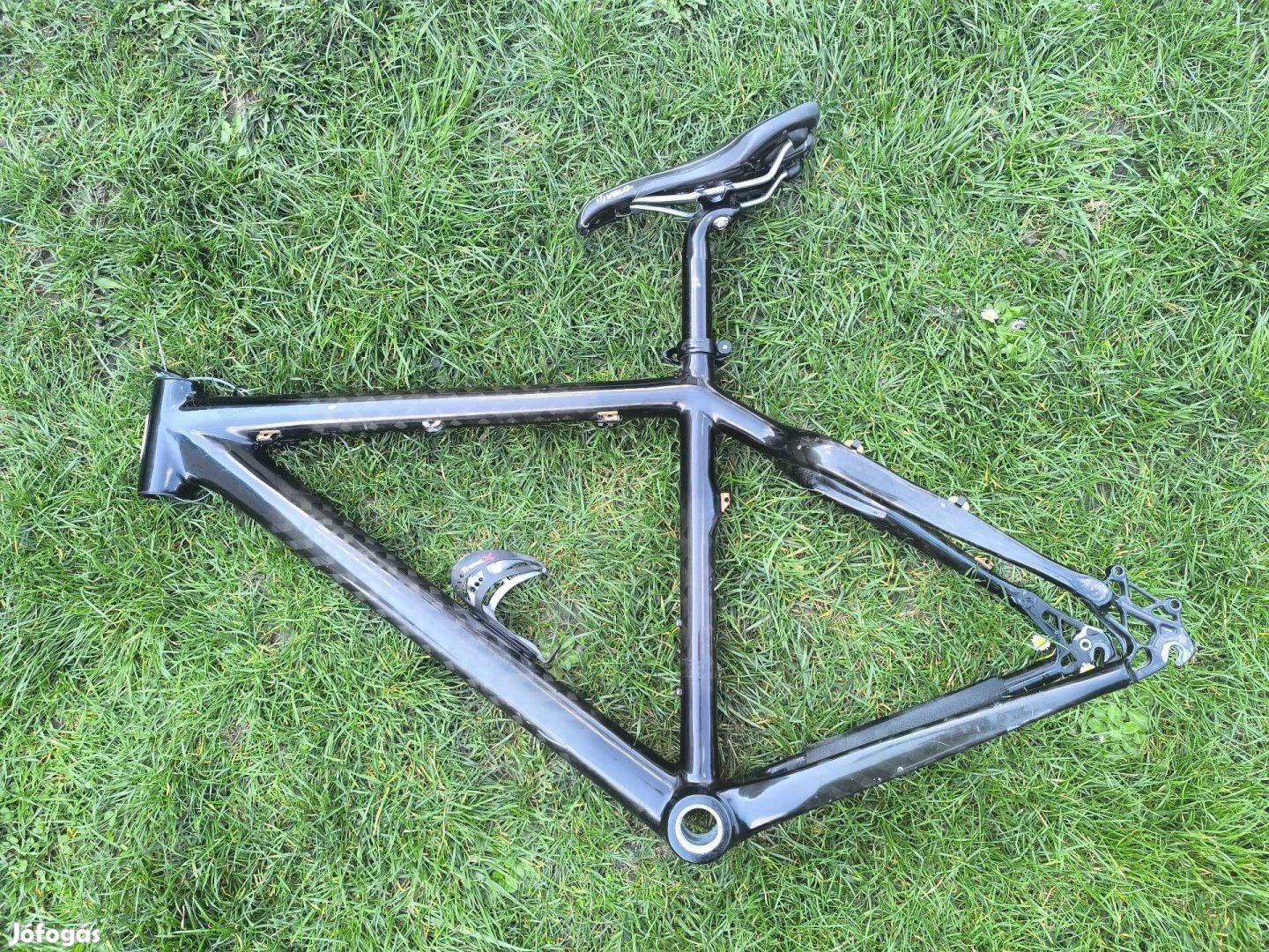 Kraftstoff 26-os karbon váz nyeregcső