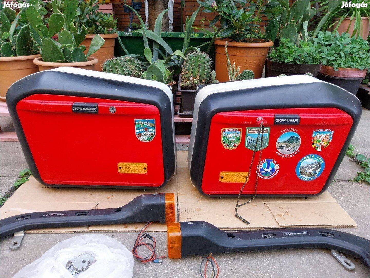 Krauser Krauzer K2 motor motoros oldal doboz pár tartójával veterán