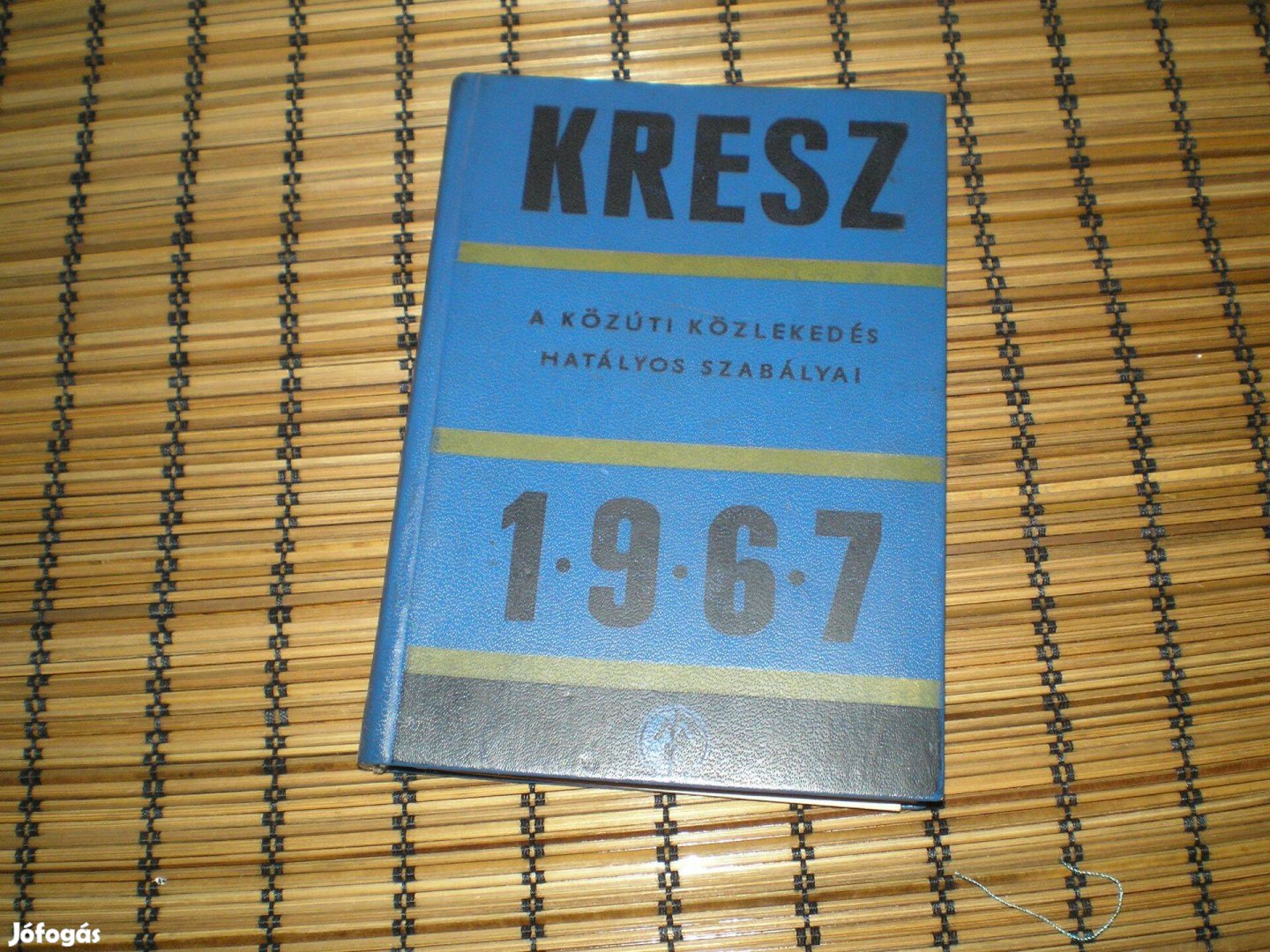 Kresz könyv 1967-ből igen régi darab gyűjtőknek