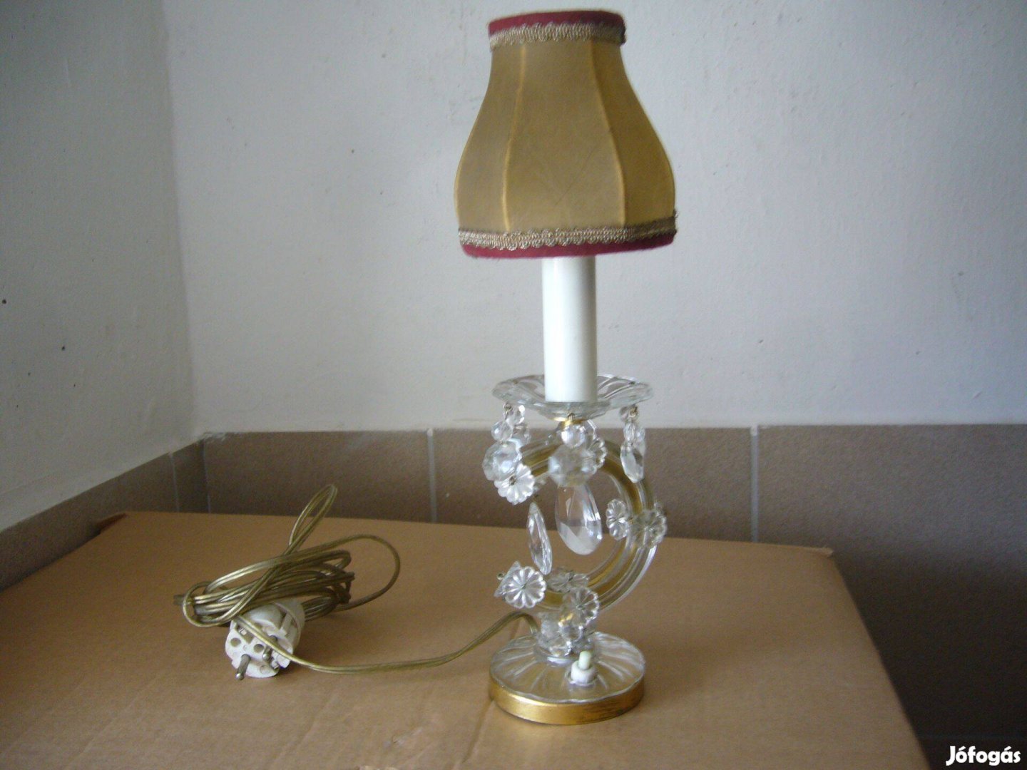 Kristály asztali lámpa