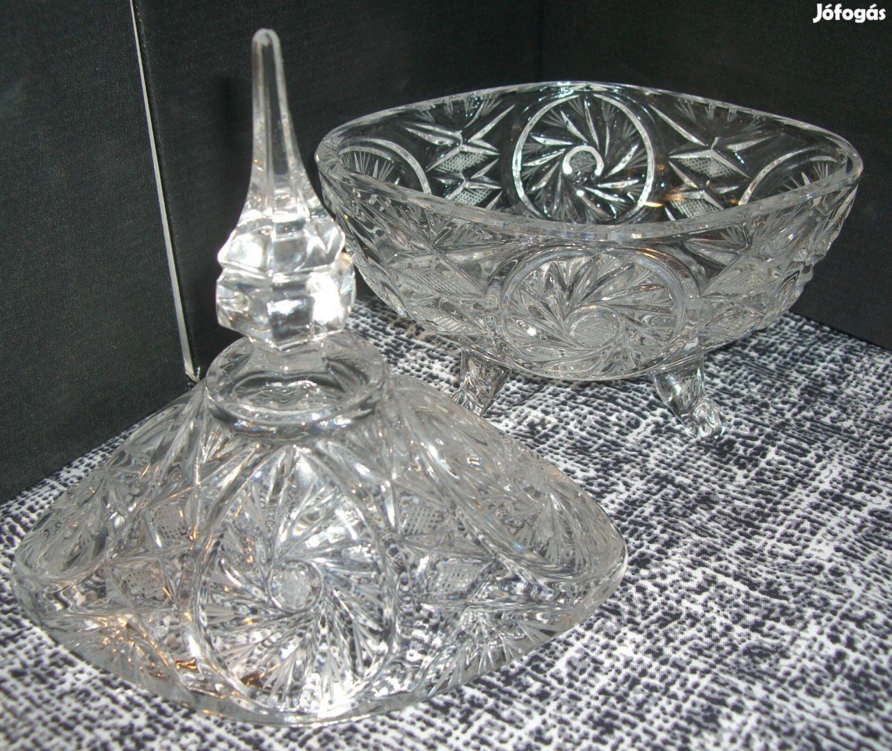 Kristály fedeles bonbonier - cukortartó - kínáló - tálka 21 cm magas