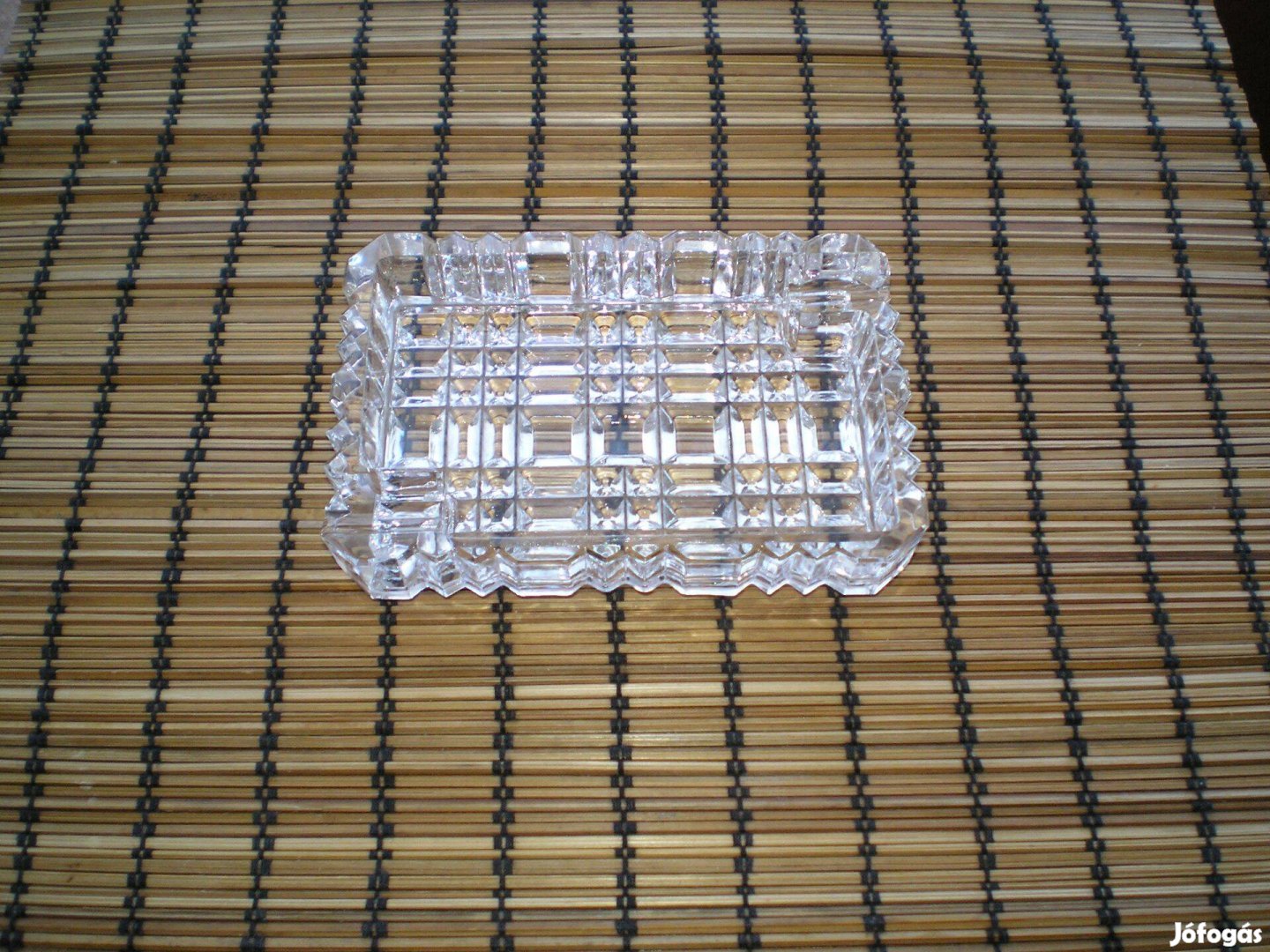 Kristály hamutartó régebbi, de hibátlan