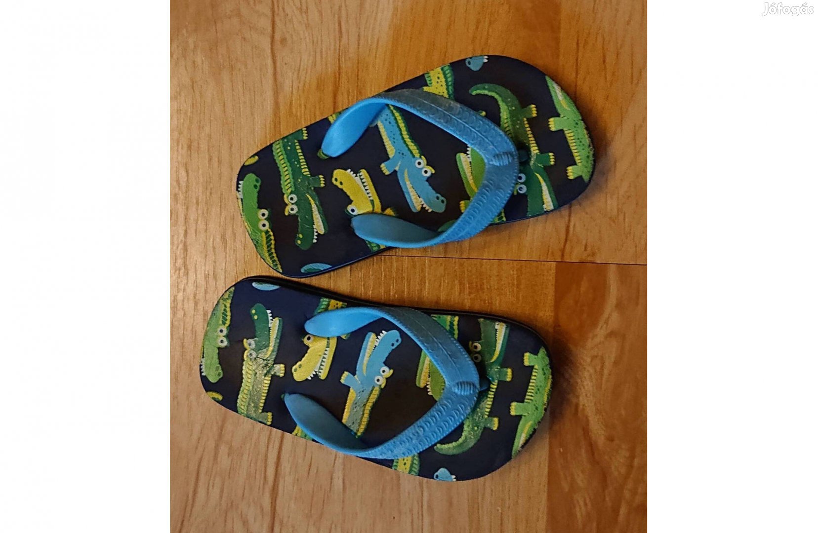 Krokodilos strandpapucs 23-as