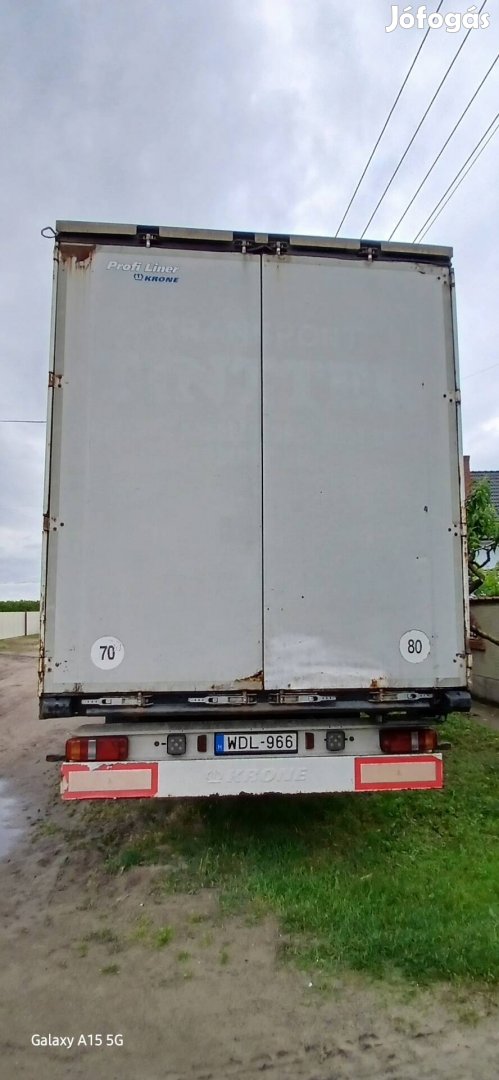 Krone SD nyerges ponyvás félpótkocsi