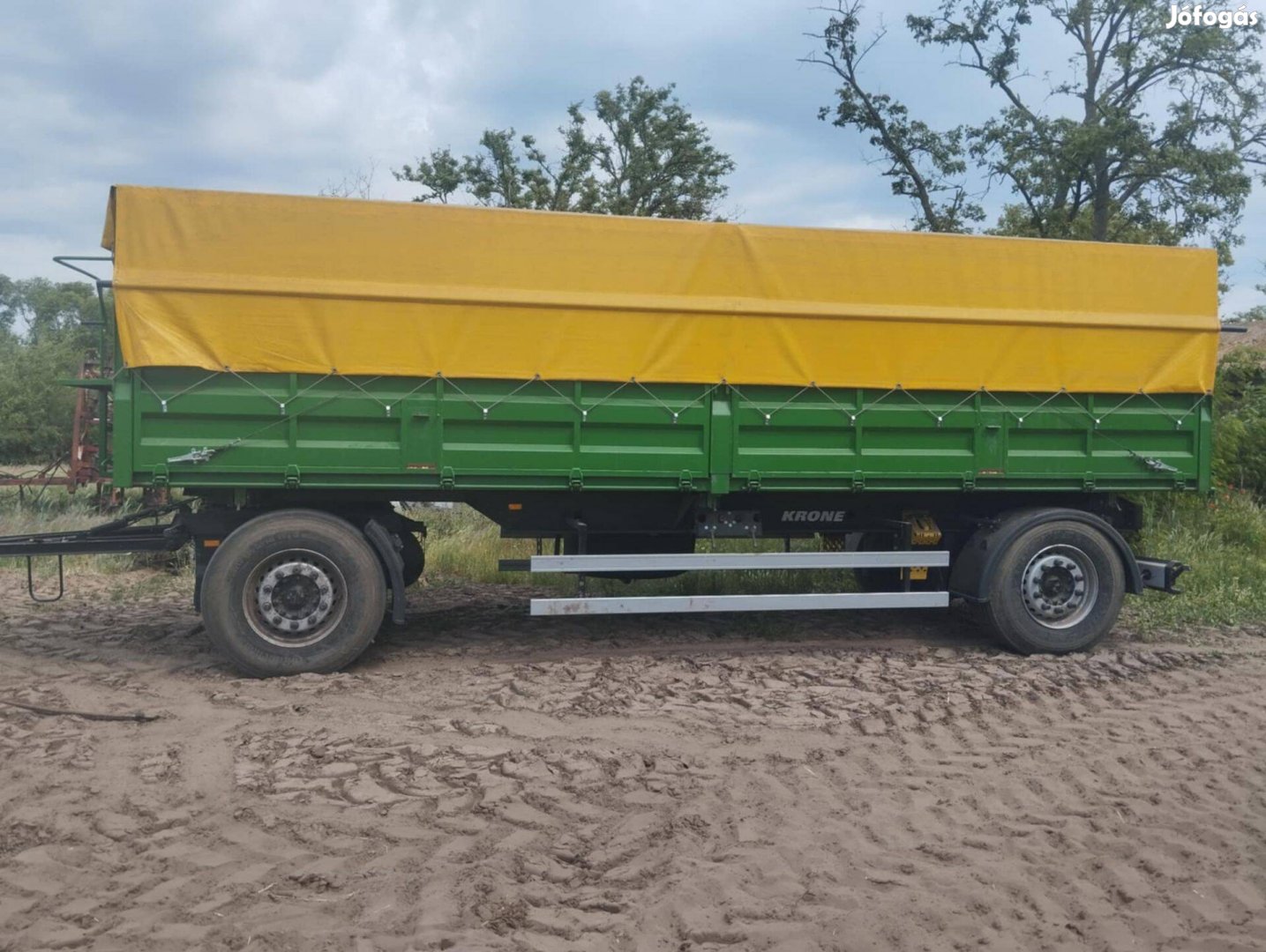 Krone pótkocsi 18t eladó
