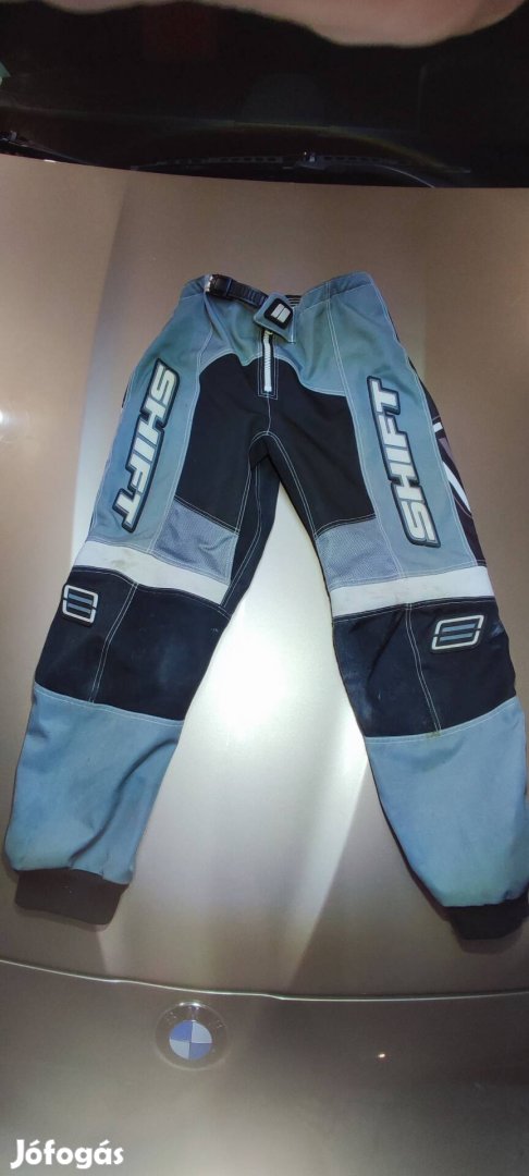 Krossz nadrág 28-as 