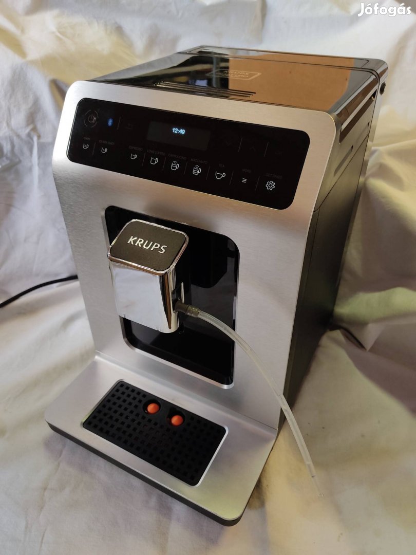 Krups Ea891D Cappuccino Bluetooth full automata kávéfőző