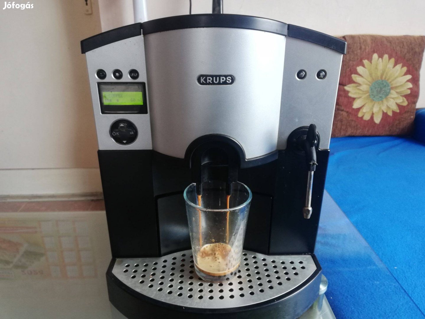 Krups FNF1 digitális kávégép jó állapotban olcsón szállítással eladó