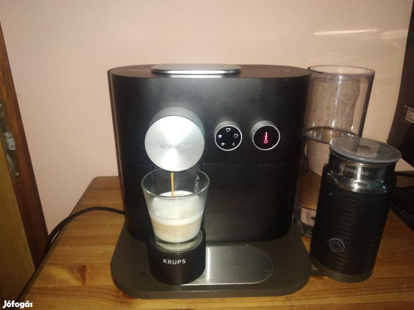 Krups Nespresso Expert & Milk Kávéföző