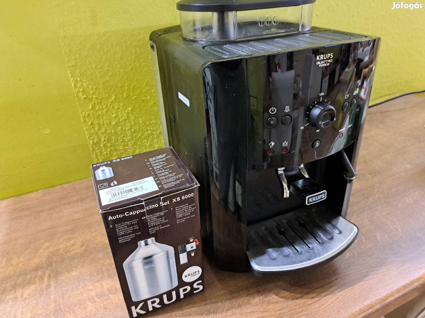 Krups darálós automata kávéfőző és Krups xs6000 cappucino szett