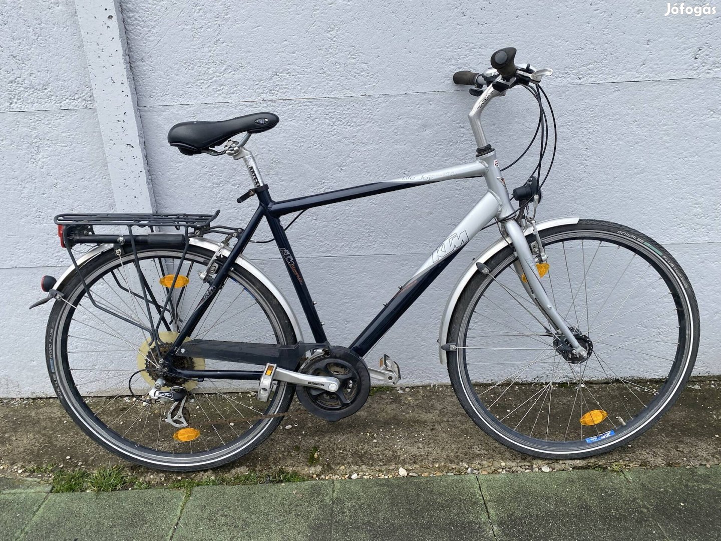 Ktm 28-as aluvázas agydinamós újszerű minőségi Trekking