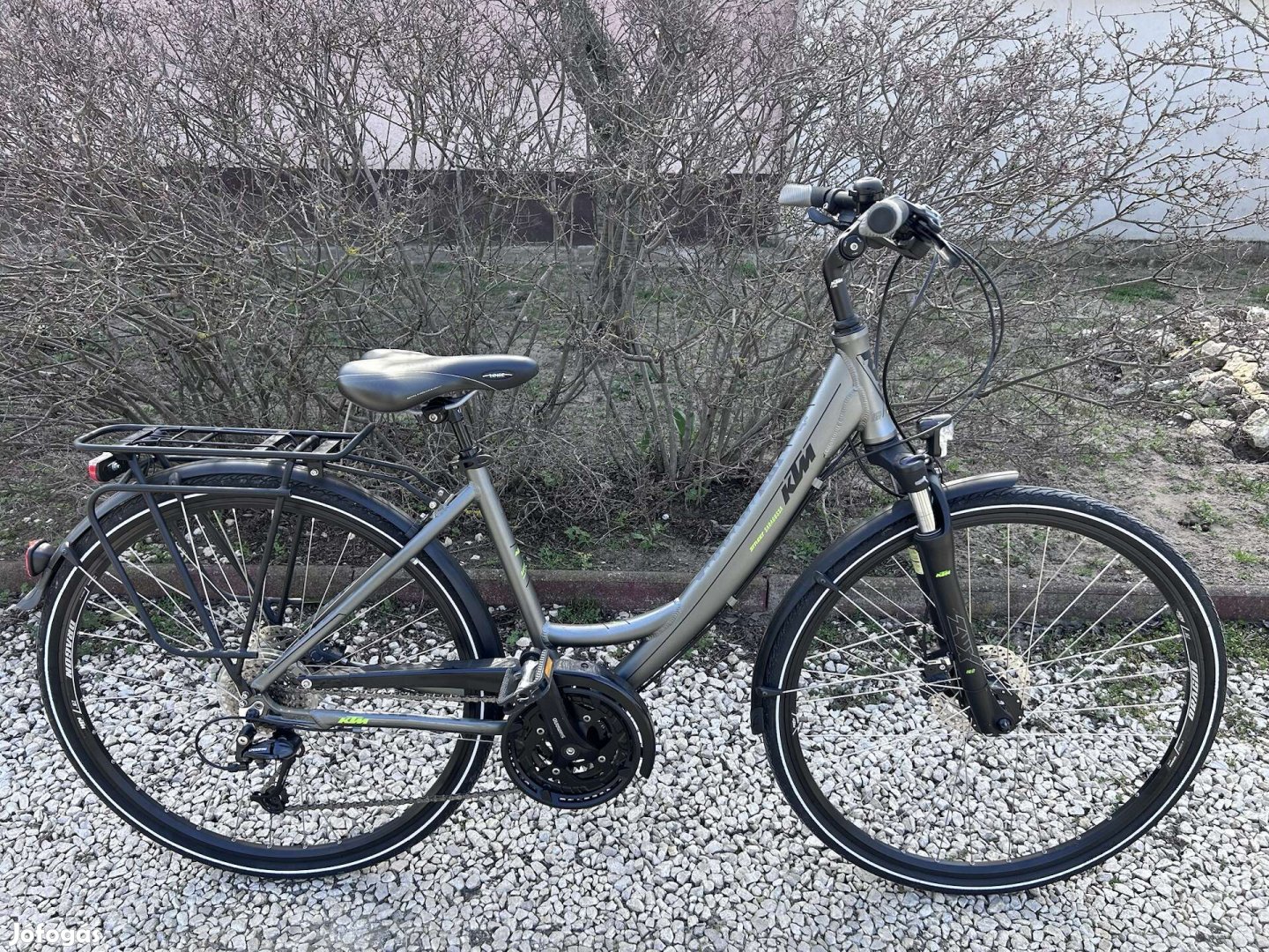 Ktm 28-as újszerű trekking,aluváz-S,3x9,tárcsafék!