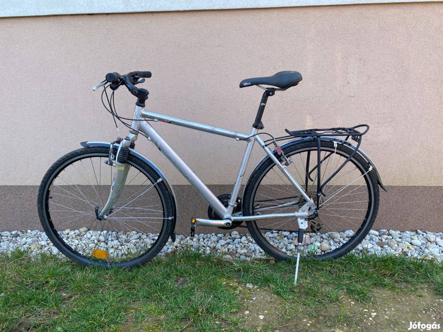 Ktm trekking kerékpár 51-es vázmérettel, 26-os kerékmérettel