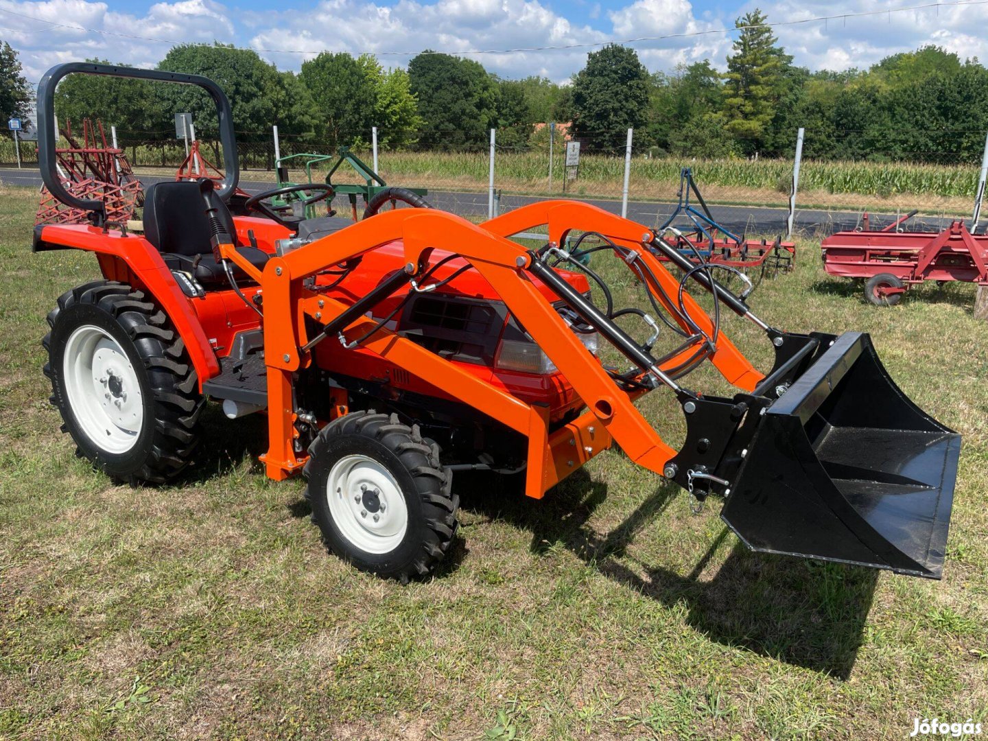 Kubota 21LE japán kistraktor traktor kerti gép Ingyenes Szállítás